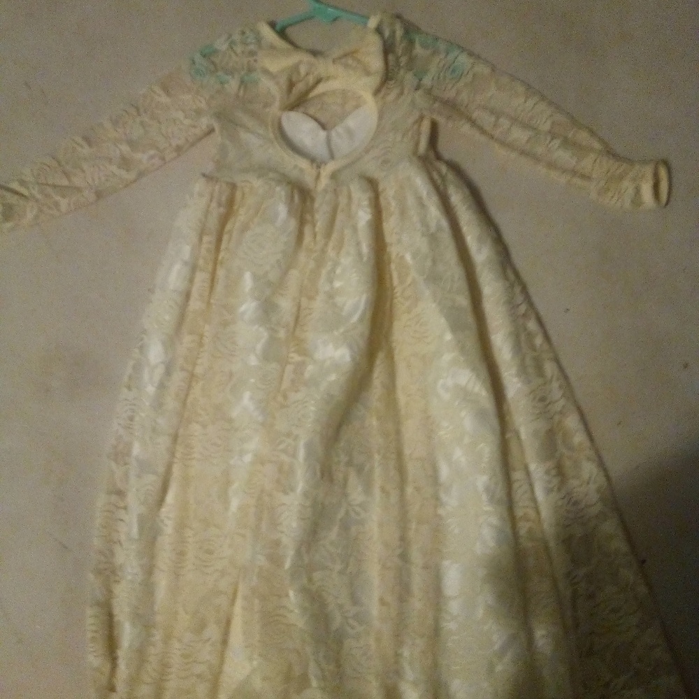 4T long lace overlay dress